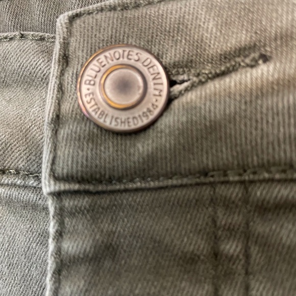 Olive Green Skinny Jeans - Picture 4 of 10